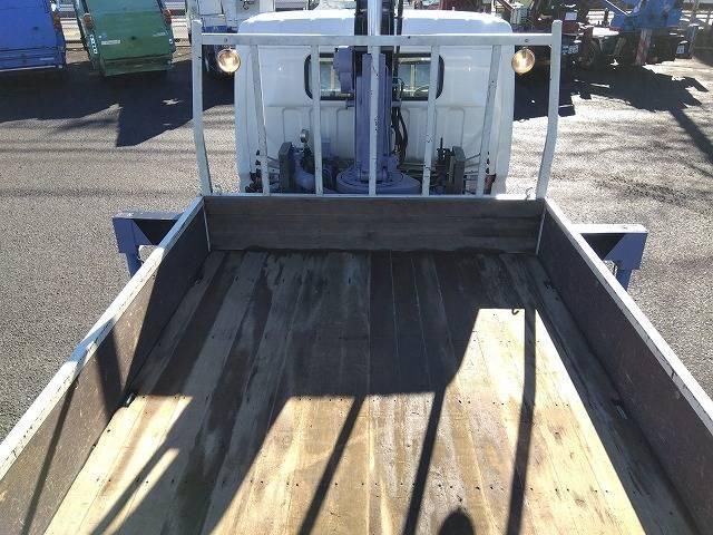 MITSUBISHI CANTER 2003