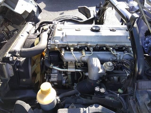 MITSUBISHI CANTER 2003