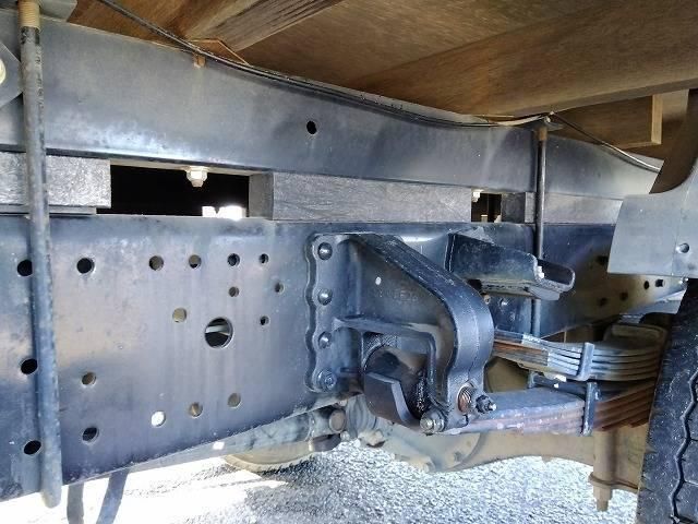 MITSUBISHI CANTER 2003