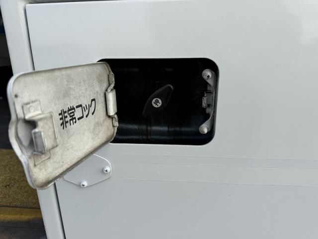 MITSUBISHI FUSOU AERO MIDI 2006