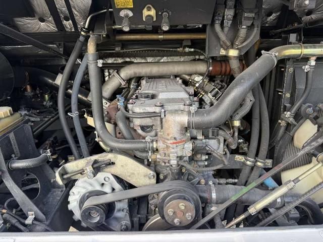 MITSUBISHI FUSOU AERO MIDI 2006