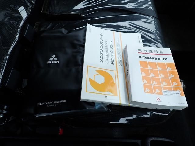 MITSUBISHI CANTER 2018