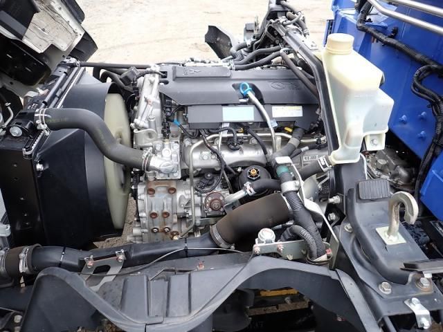 MITSUBISHI CANTER 2018