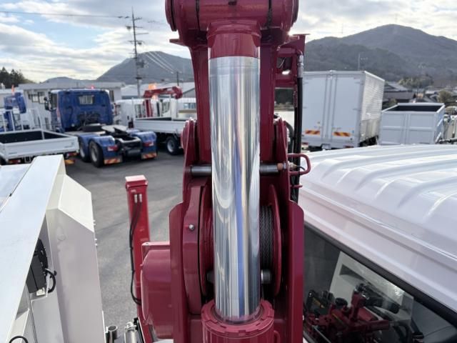 MITSUBISHI FUSOU FIGHTER 2024