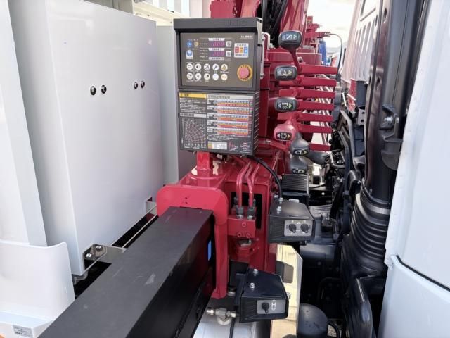 MITSUBISHI FUSOU FIGHTER 2024