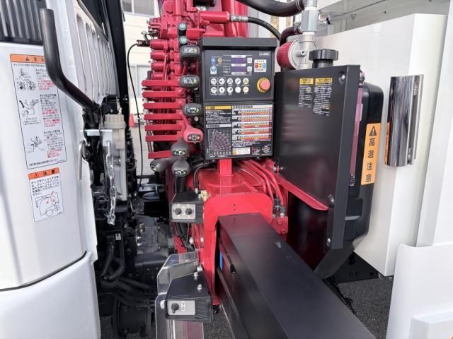 MITSUBISHI FUSOU FIGHTER 2024