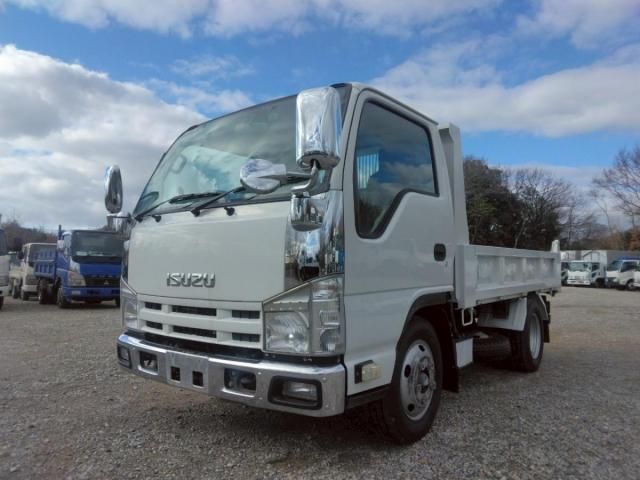 ISUZU ELF 2012