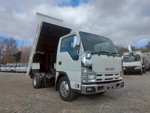 ISUZU ELF 2012