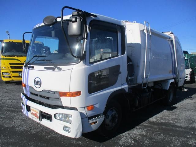 NISSAN DIESEL CONDOR 2015