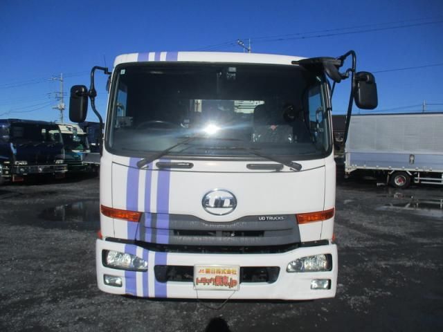 NISSAN DIESEL CONDOR 2015