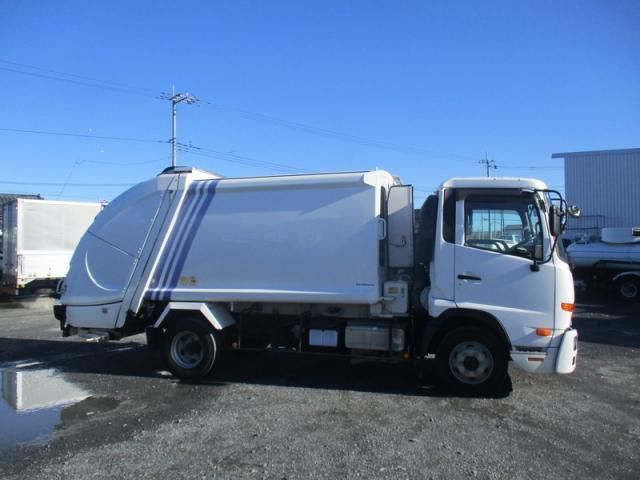 NISSAN DIESEL CONDOR 2015