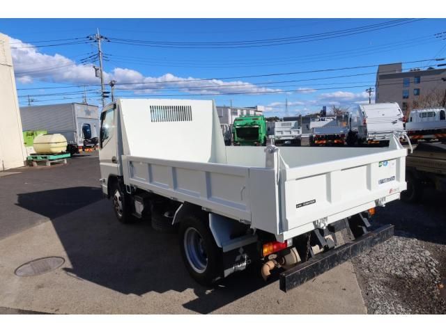 MITSUBISHI CANTER 2021