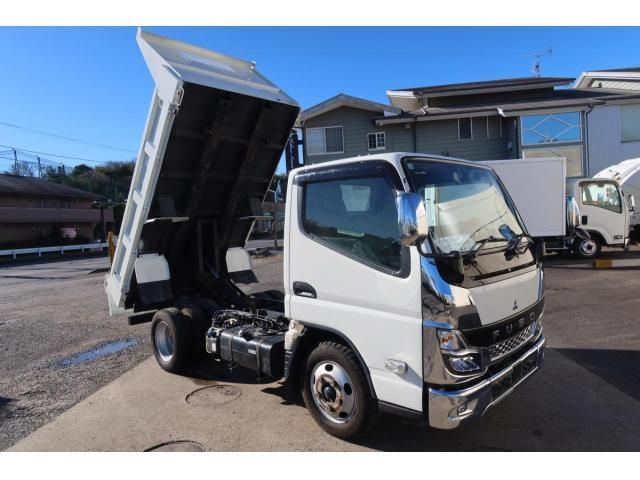 MITSUBISHI CANTER 2021