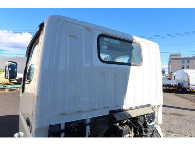 MITSUBISHI CANTER 2021