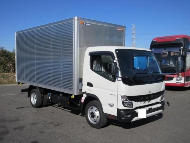 MITSUBISHI CANTER 2025