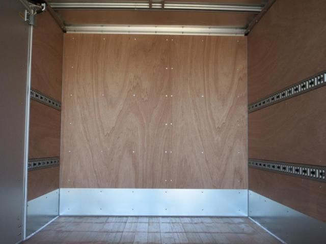 MITSUBISHI CANTER 2025