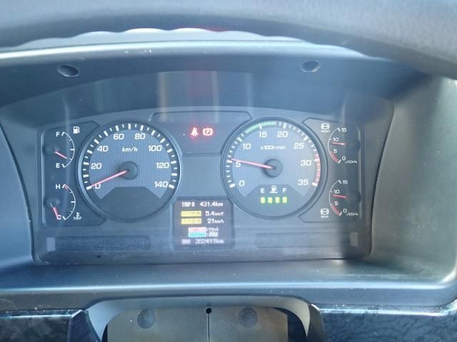 MITSUBISHI FUSOU FIGHTER 2012