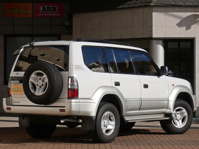 TOYOTA LANDCRUISER PRADO 2002