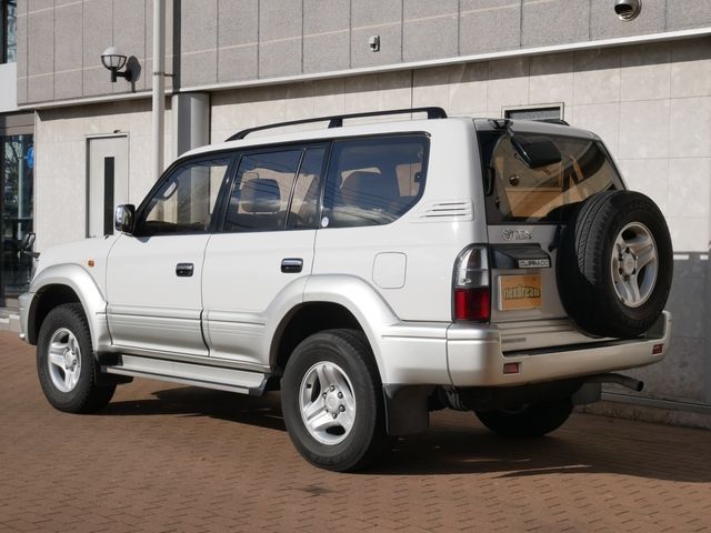 TOYOTA LANDCRUISER PRADO 2002
