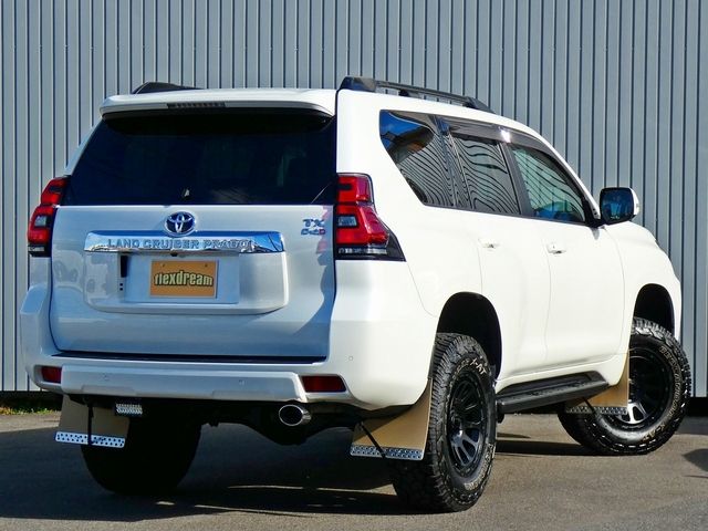 TOYOTA LANDCRUISER PRADO 2021