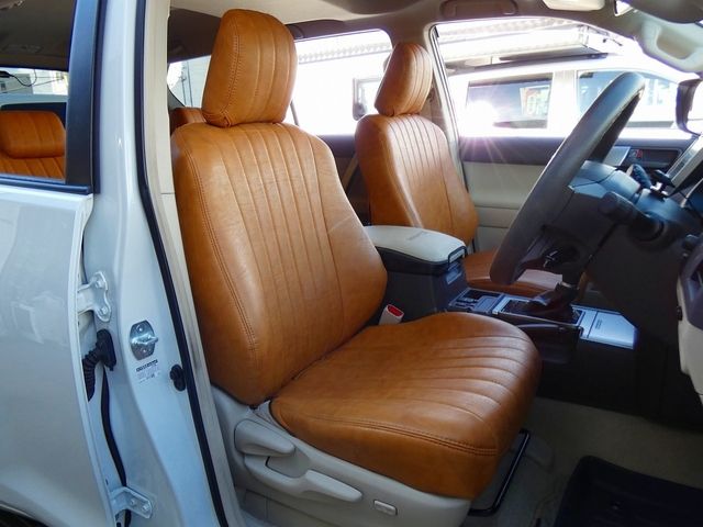 TOYOTA LANDCRUISER PRADO 2021