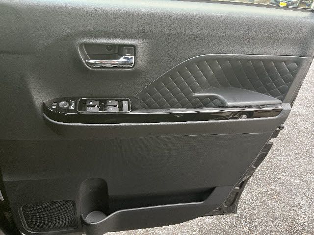 DAIHATSU TANTO CUSTOM 2022