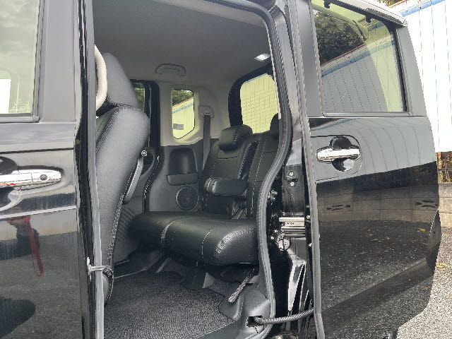 HONDA N BOX CUSTOM 2017