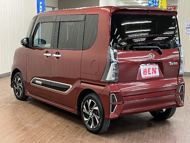 DAIHATSU TANTO CUSTOM 2021