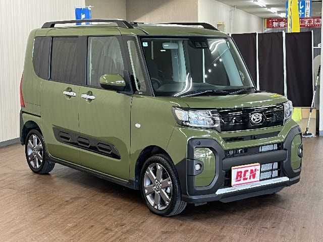DAIHATSU TANTO FAN CROSS 4WD 2024