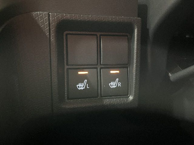 DAIHATSU TANTO FAN CROSS 4WD 2024