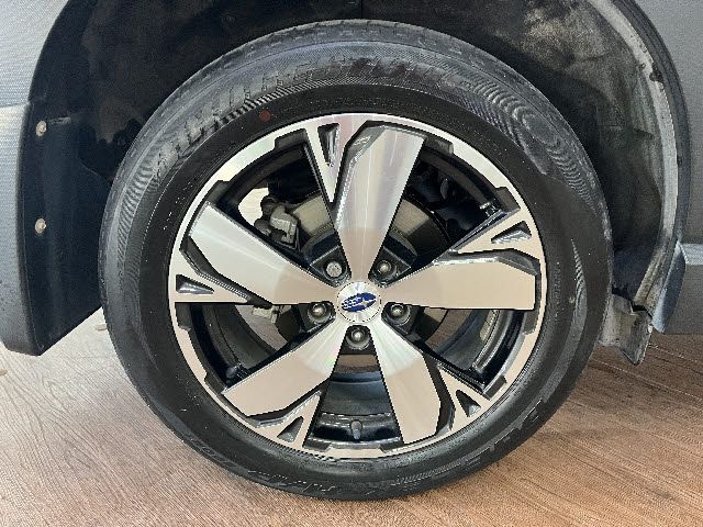 SUBARU FORESTER 2018