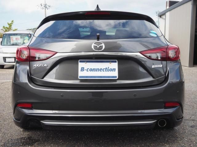 MAZDA AXELA SPORTS 2017