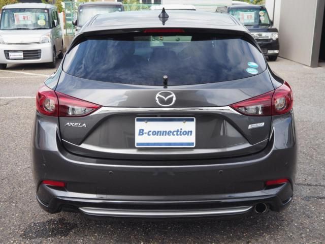 MAZDA AXELA SPORTS 2017