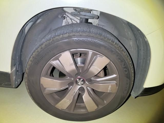 PEUGEOT PEUGEOT 2008 2015