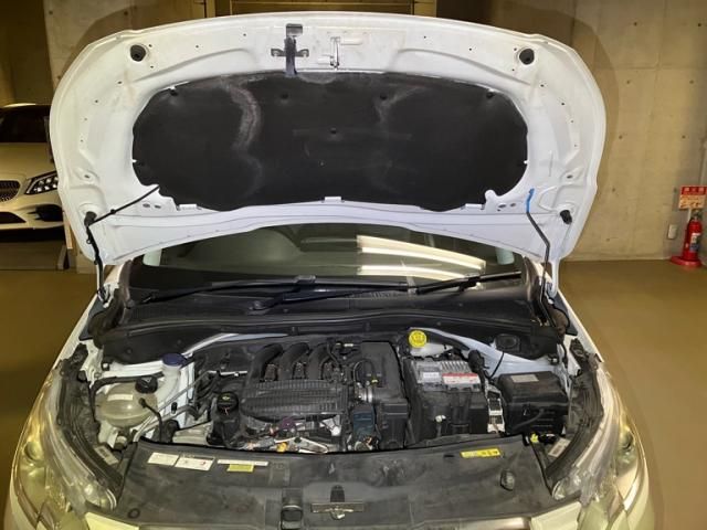 PEUGEOT PEUGEOT 2008 2015