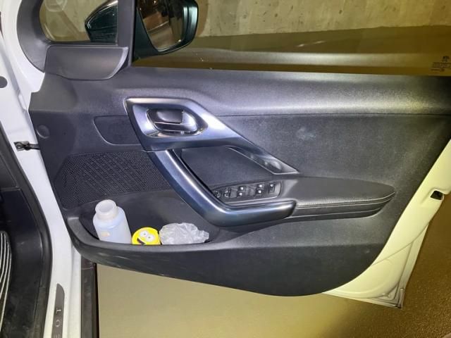 PEUGEOT PEUGEOT 2008 2015