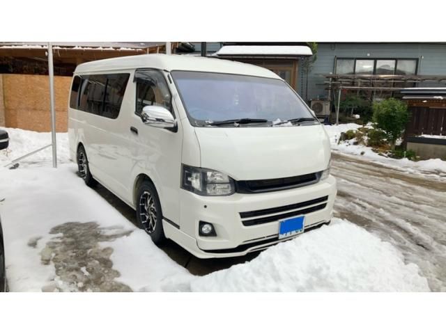 TOYOTA HIACE wagon 4WD 2011