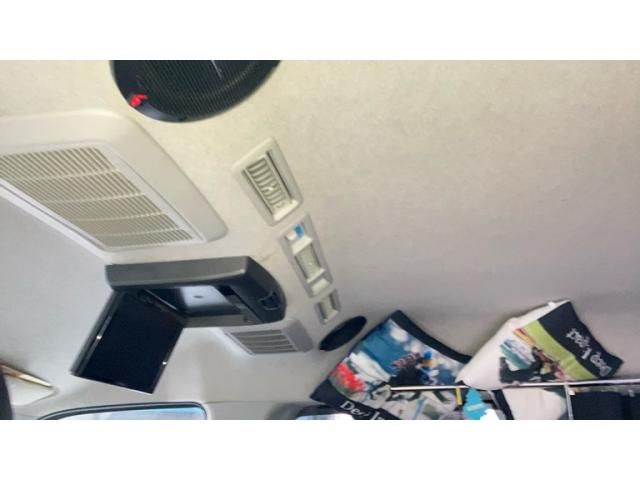 TOYOTA HIACE wagon 4WD 2011