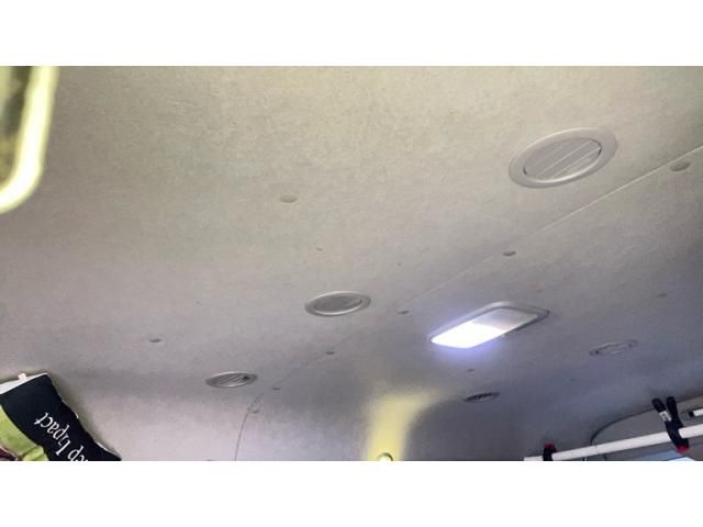 TOYOTA HIACE wagon 4WD 2011