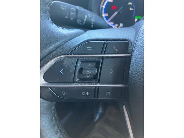 TOYOTA VOXY HYBRID 2023