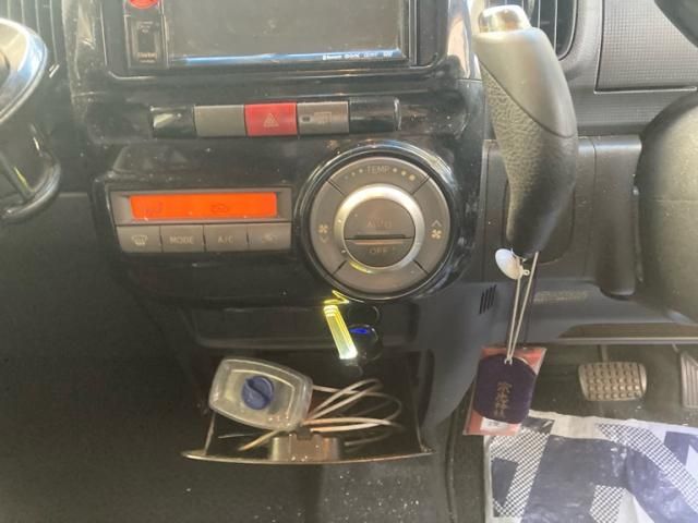 DAIHATSU TANTO CUSTOM 2012