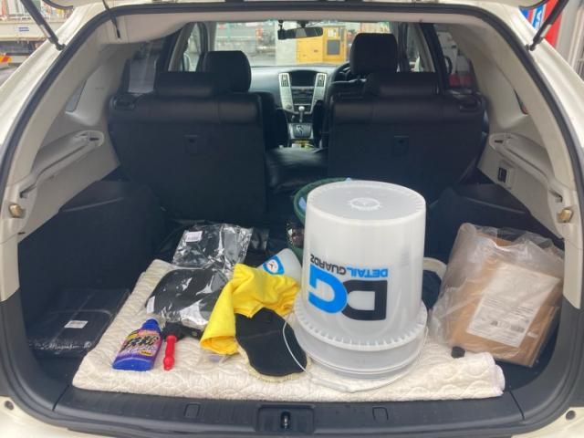 TOYOTA HARRIER HYBRID 2005