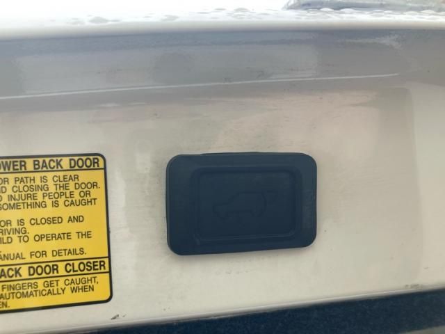 TOYOTA HARRIER HYBRID 2005