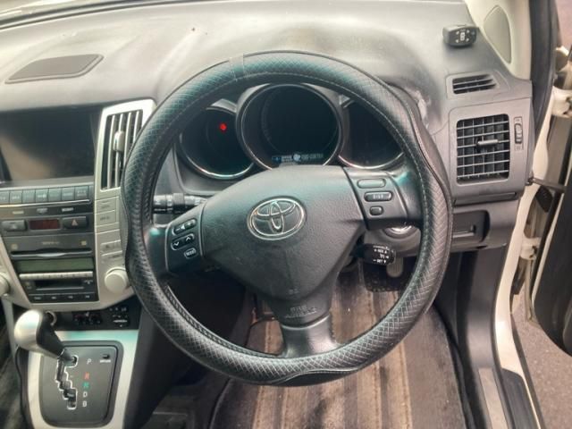 TOYOTA HARRIER HYBRID 2005
