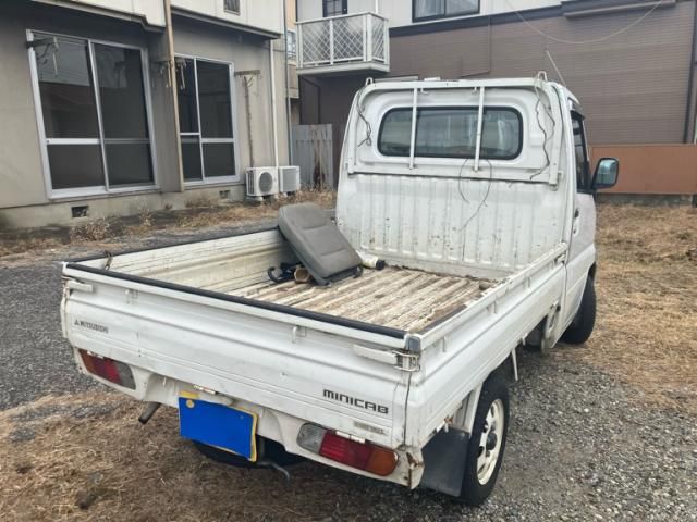 MITSUBISHI MINICAB truck 4WD 2001
