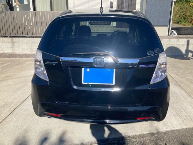 HONDA FIT HYBRID 2011