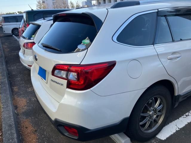 SUBARU LEGACY OUTBACK 2015
