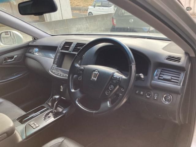 TOYOTA CROWN sedan hybrid 2008