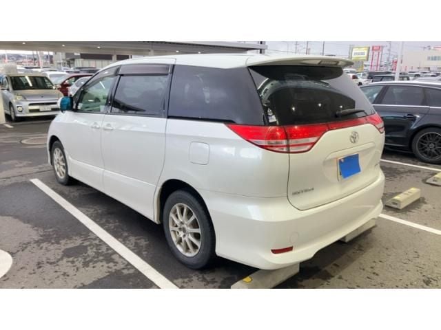 TOYOTA ESTIMA  4WD 2009