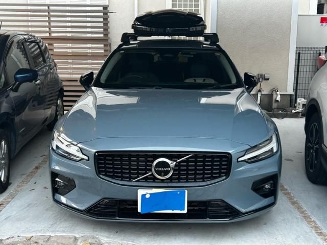 VOLVO VOLVO V60 2023